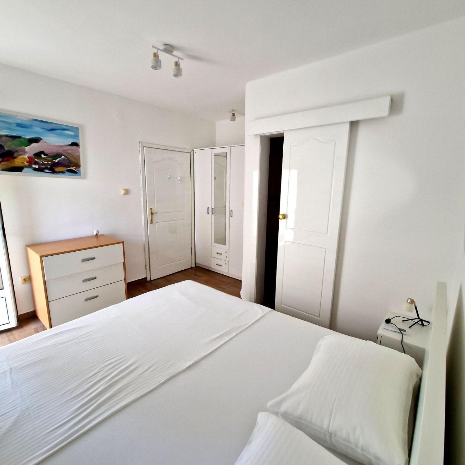 Hortus Apartments Свети-Стефан Экстерьер фото